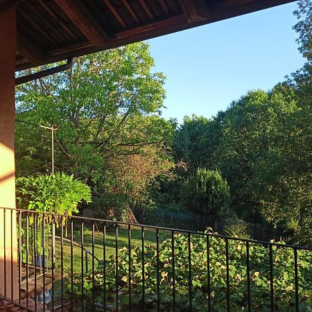 A Romantic Suite In The Countryside Near Torino Pecetto Bagian luar foto
