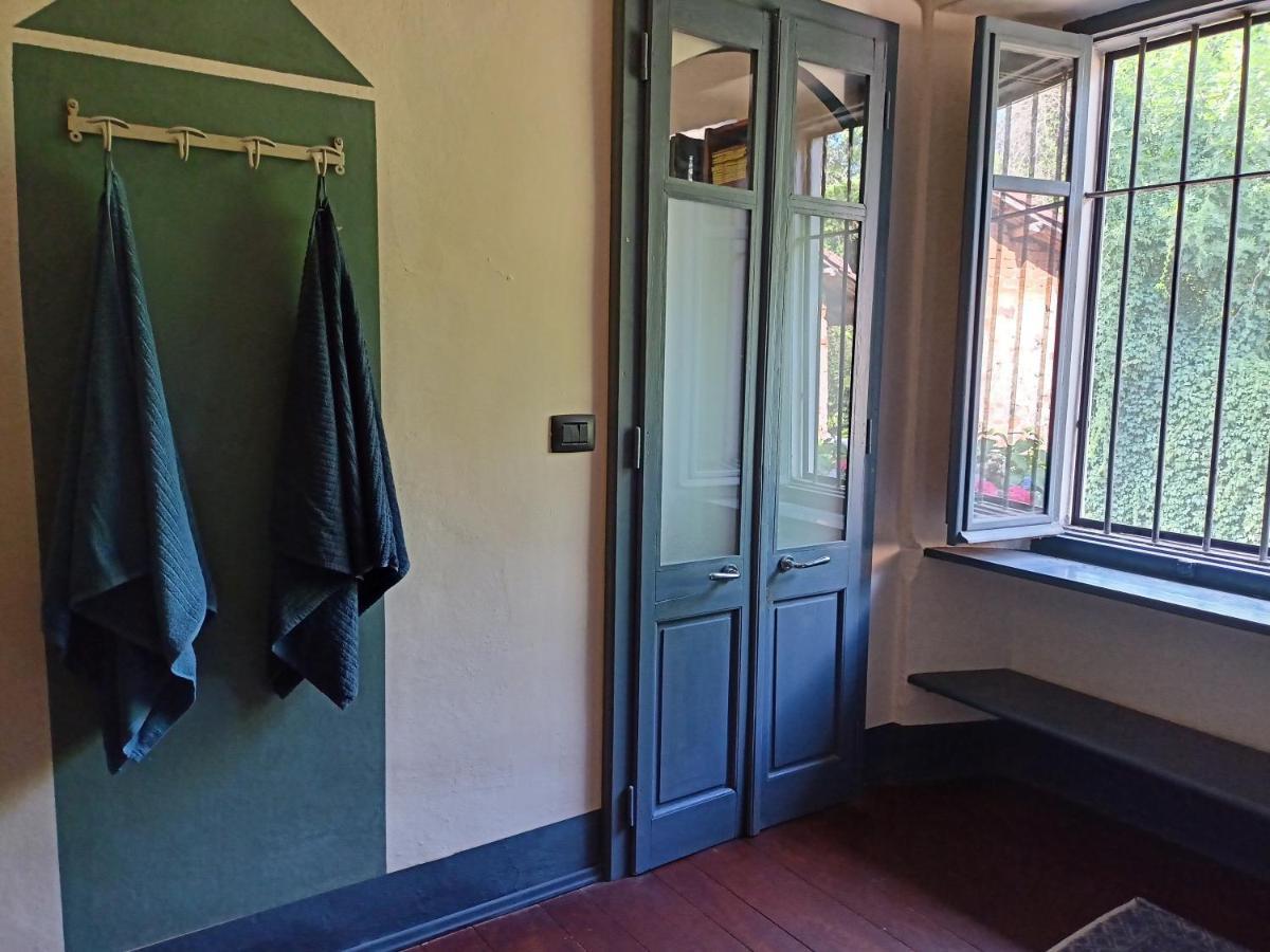 A Romantic Suite In The Countryside Near Torino Pecetto Bagian luar foto